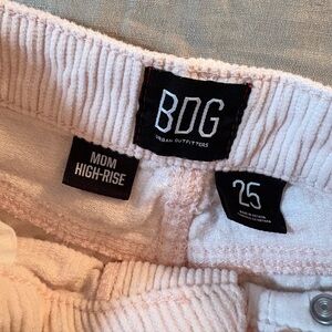 Urban outfitters- BDG light pink "Mom high rise" Corduroy- 25